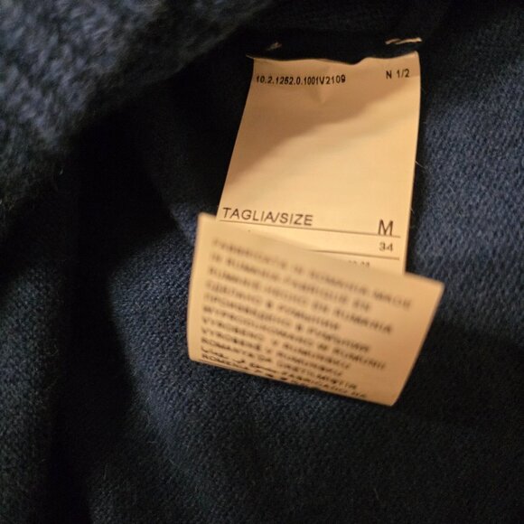 Dress - Picture 2 of 5